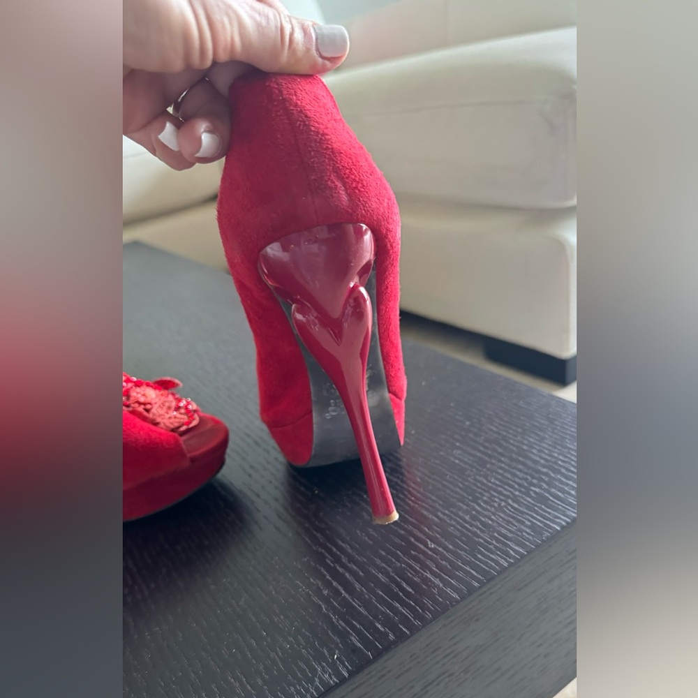 Basic Editions Suede Red Size 36 - image 2